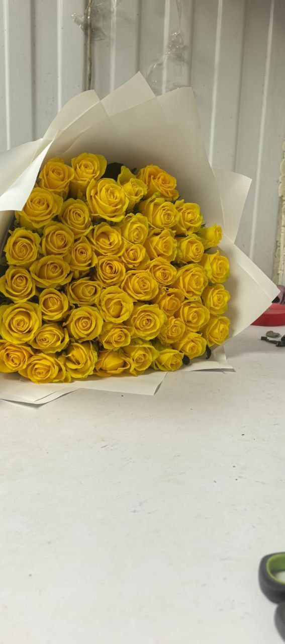 Букет из 51 розы , 30 сантиметров