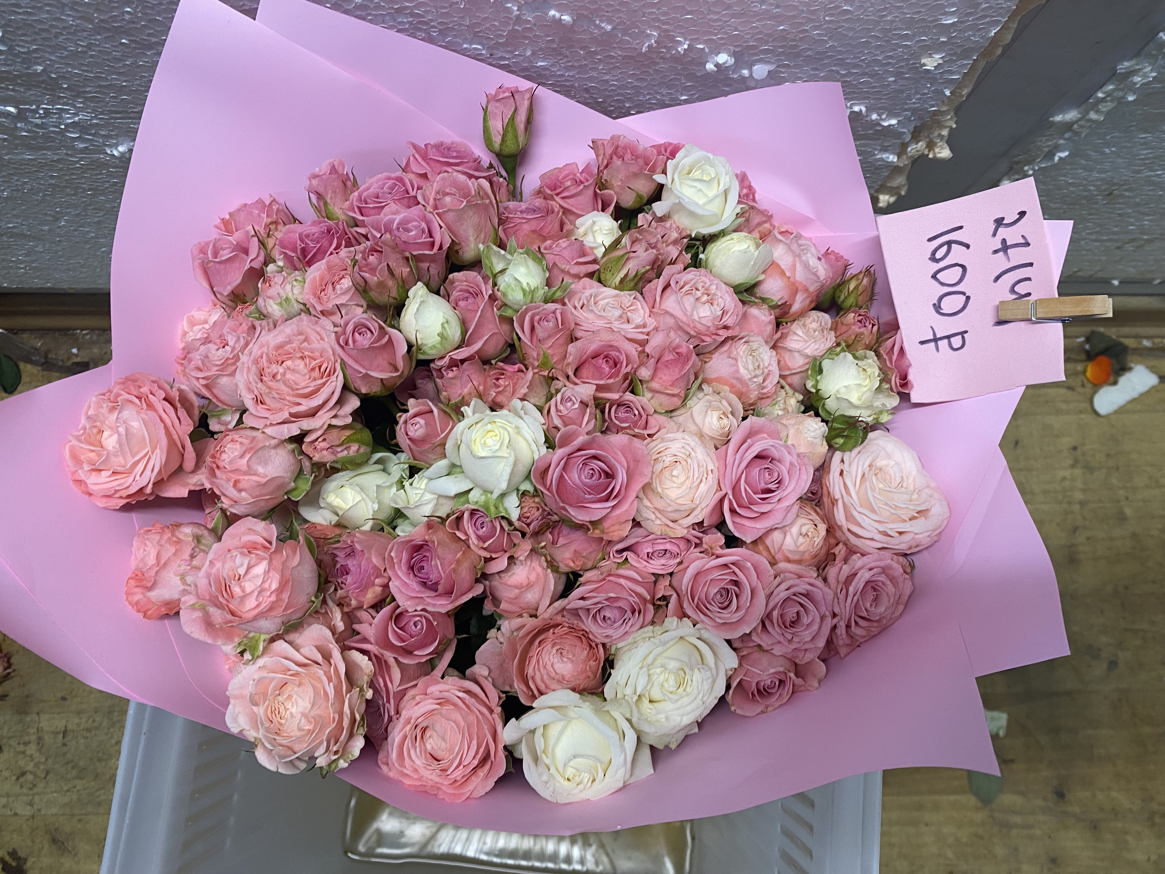 Букет 27 роз , 40 сантиметров