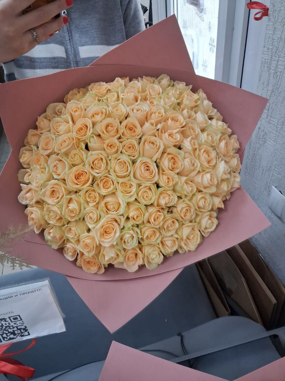 Букет 101 роза , 40 сантиметров💛